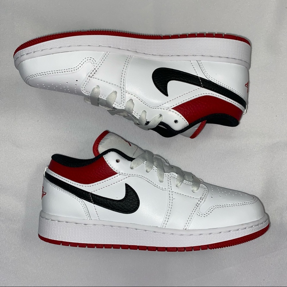 Nike Air Jordan 1 GS White Gym Red 5.5Y 7W NEW - Picture 2 of 5
